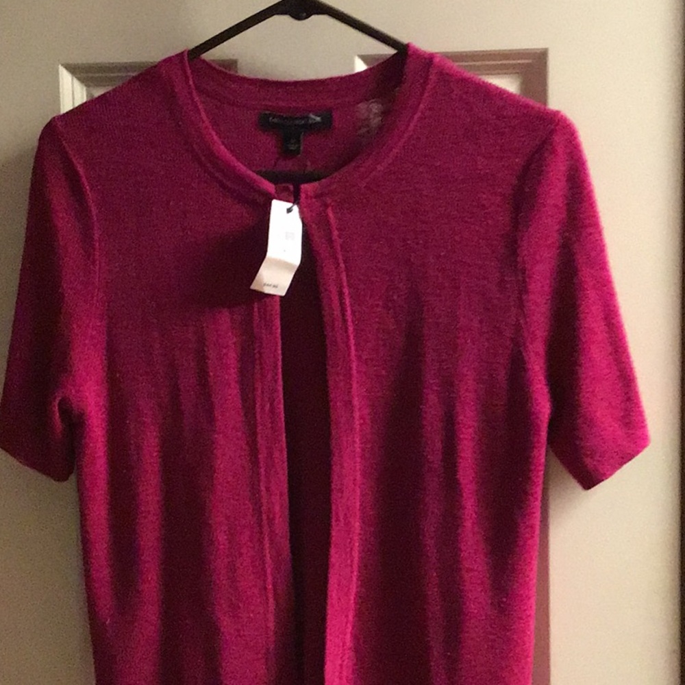 Beautiful short sleeve sweater